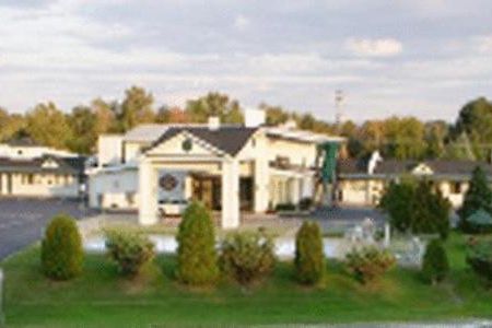 Colonie Inn And Suites Latham Bagian luar foto