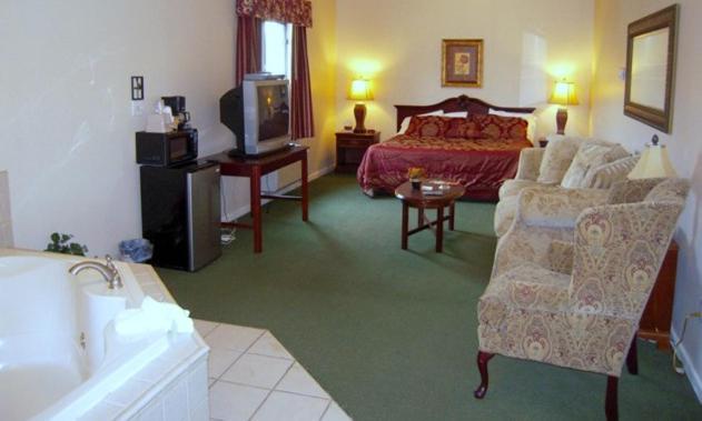 Colonie Inn And Suites Latham Ruang foto
